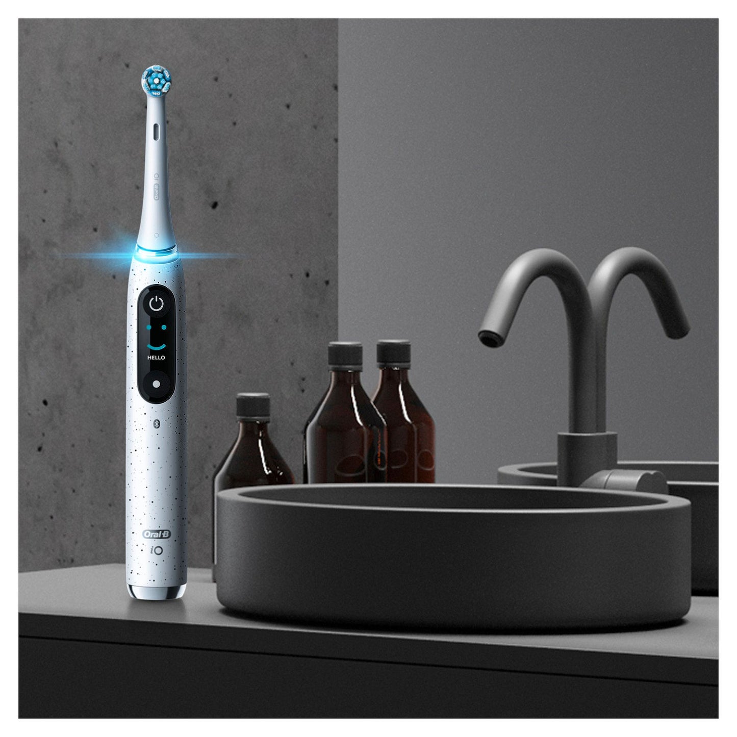 iO™ SERIES 10 E-Toothbrush - White